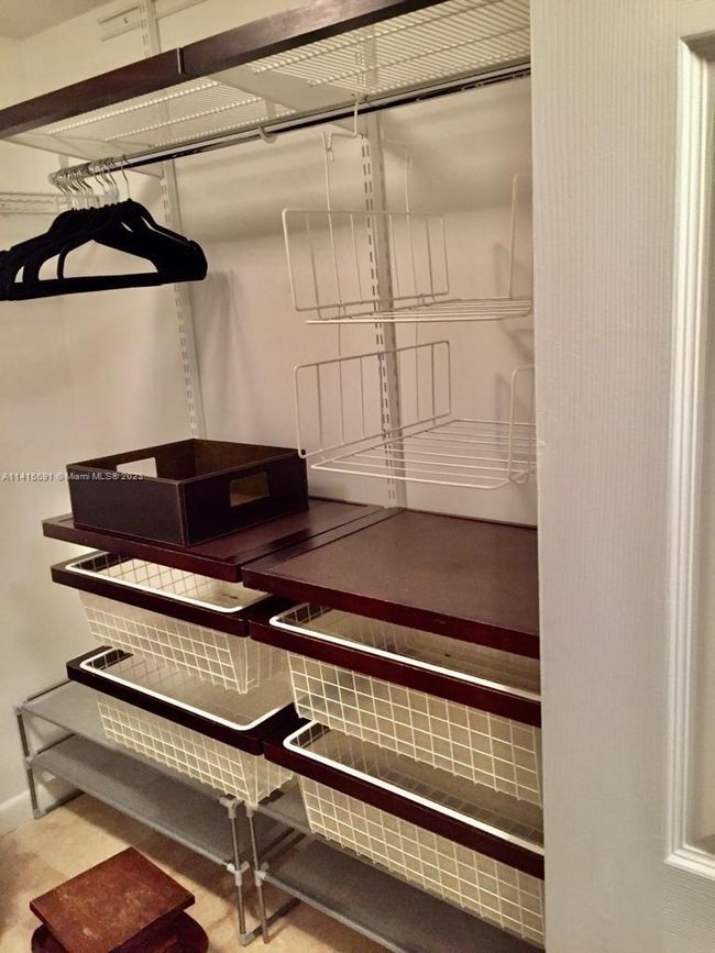 APT-2110 - 2101 Brickell Ave, Condo with 1 bedrooms, 1 bathrooms and null parking in Miami FL | Image 16