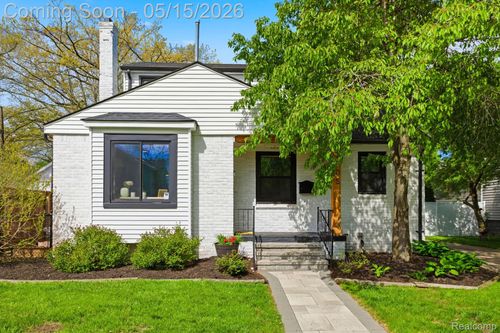 2705 Gardner Ave, Berkley, MI, 48072-1371 | Card Image
