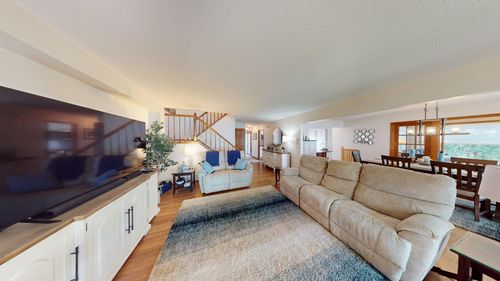 7719 N Shore Dr, Spicer, MN, 56288-9678 | Card Image