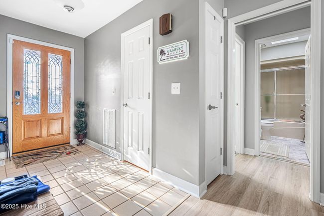 Foyer | Image 5