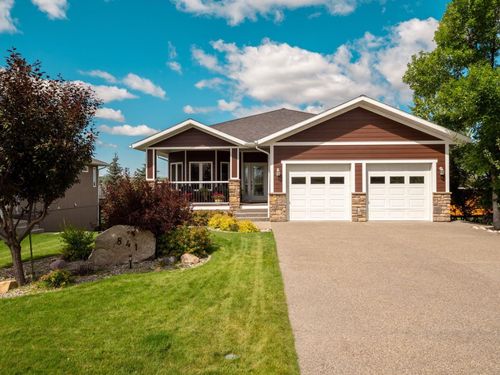 841 1 Street W, Cardston, AB, T0K0K0 | Card Image