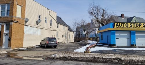 21 Grant St, Buffalo, NY, 14213-1902 | Card Image