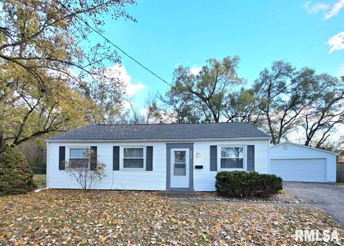 319 Saint Clair Dr, Marquette Heights, IL, 61554-1122 | Card Image