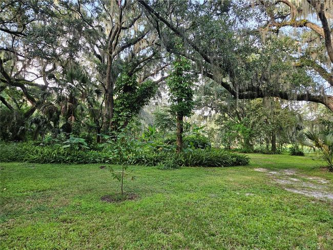 15222 Lost Lake Ln, House other with 8 bedrooms, 4 bathrooms and null parking in LITHIA FL | Image 40