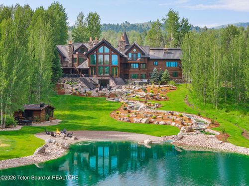 3355 S Fall Creek Rd, Wilson, WY, 83014 | Card Image