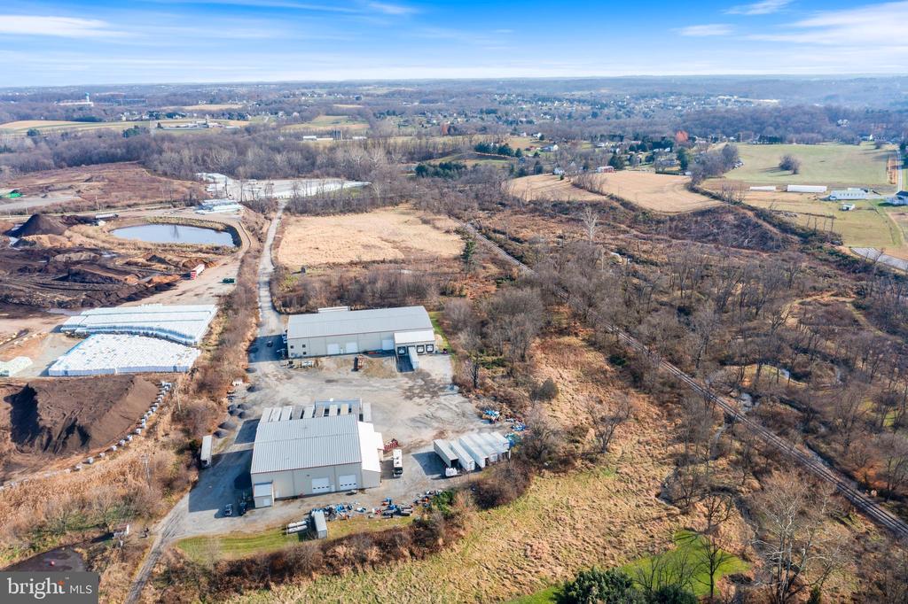 Commercial Lease in OXFORD 3