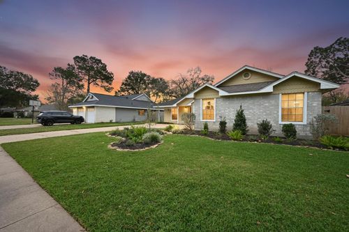 15427 Pebble Lake Dr, Houston, TX, 77095-2045 | Card Image