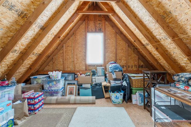 upstairs attic space for storage | Image 41