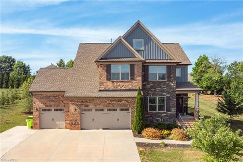 8104 Ridgeback Ct, Stokesdale, NC, 27357-9282 | Card Image