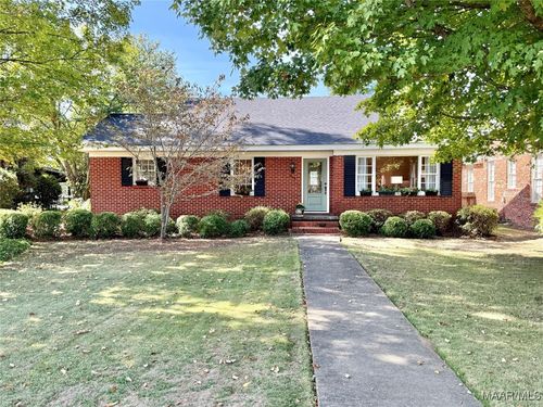 217 Hooper Dr, Selma, AL, 36701-6524 | Card Image