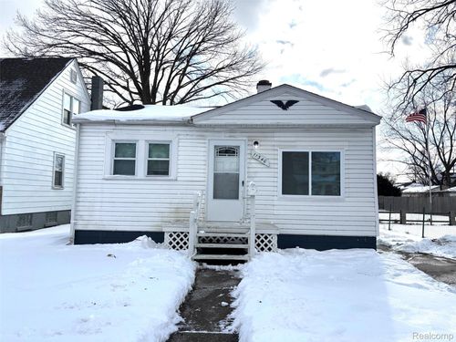 11340 Fisher Ave, Warren, MI, 48089-3034 | Card Image