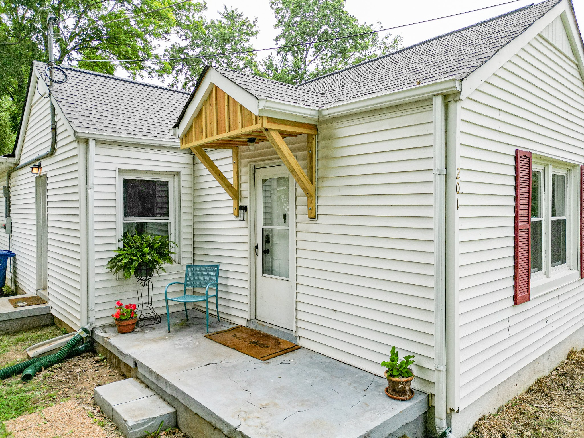 2nd Ave, Mount Pleasant, TN 38474