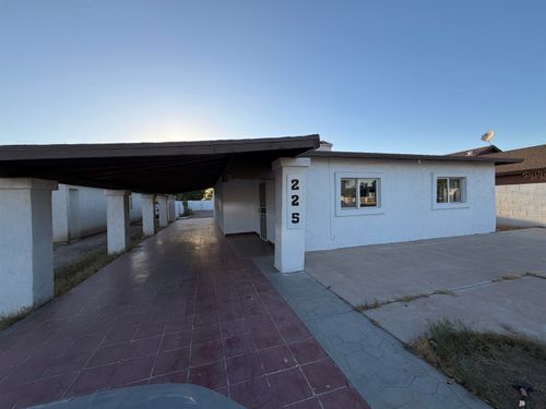 225 S Somerton Ave, Somerton, AZ, 85350 | Card Image