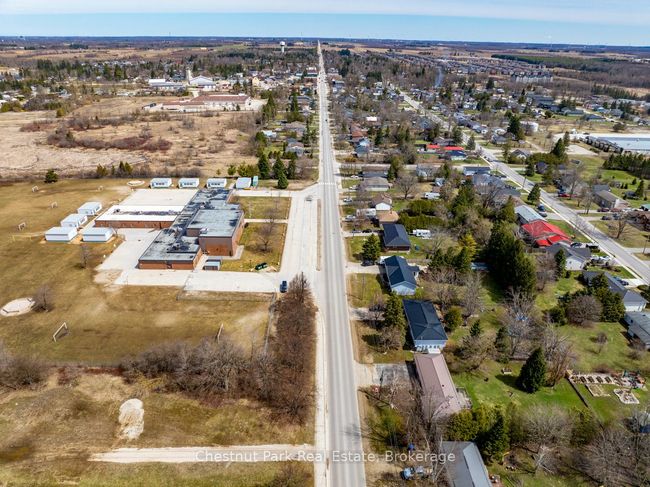 380 Main St W, House other with 3 bedrooms, 1 bathrooms and 6 parking in Southgate ON | Image 10