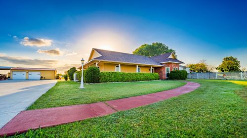 3087 Belz Rd, Sanger, TX, 76266-8025 | Card Image