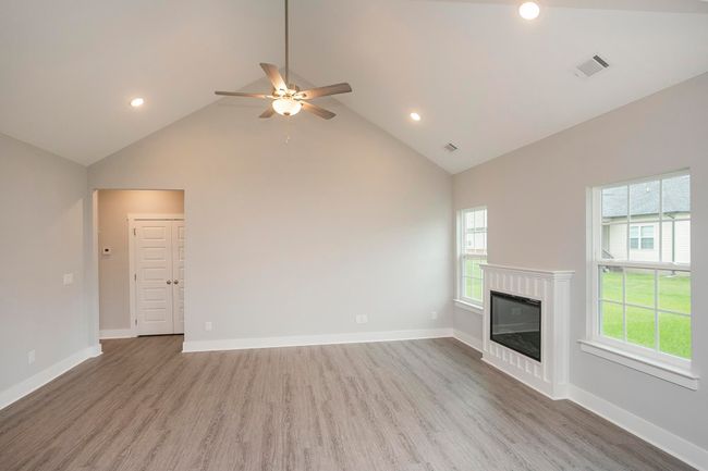 302 Fieldstone Ln, House other with 4 bedrooms, 2 bathrooms and 4 parking in Springfield TN | Image 11