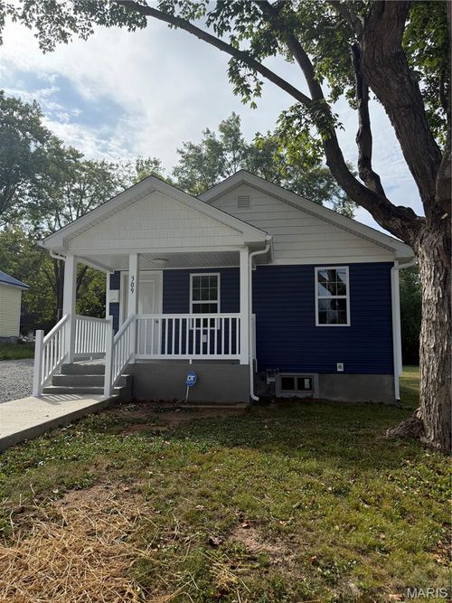 309 Franklin St, Fredericktown, MO, 63645-1555 | Card Image