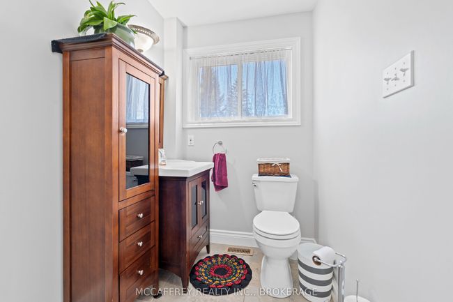 2492 County Rd 41, House other with 3 bedrooms, 2 bathrooms and 6 parking in Roblin ON | Image 7