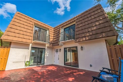 apt-2-1428 Park Shore Cir, FORT MYERS, FL, 33901-9612 | Card Image