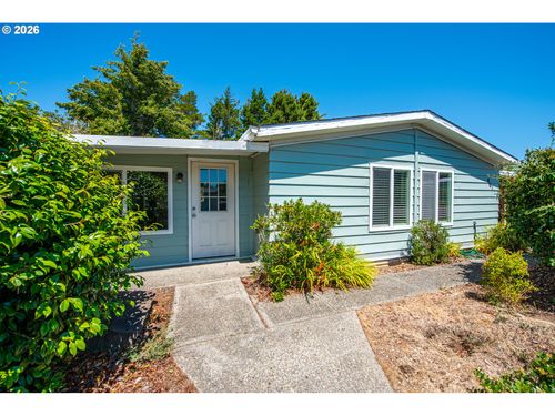 407-1600 Rhododendron Dr, Florence, OR, 97439-7327 | Card Image