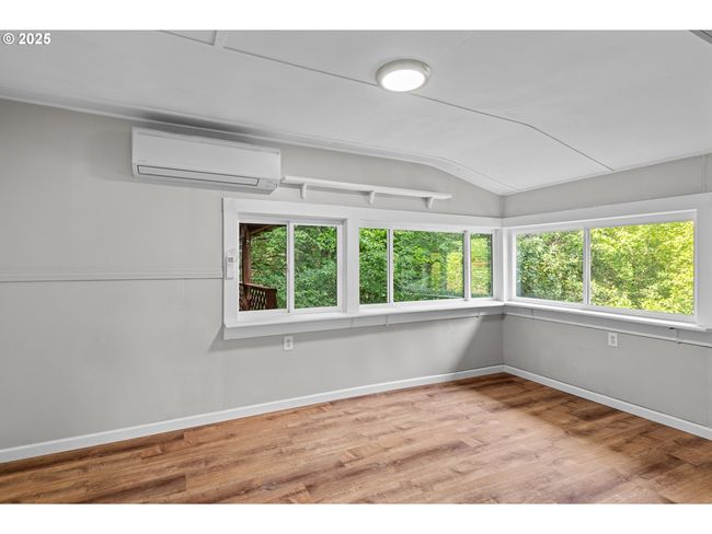 512 4 Th St, House other with 3 bedrooms, 2 bathrooms and null parking in Myrtle Point OR | Image 18