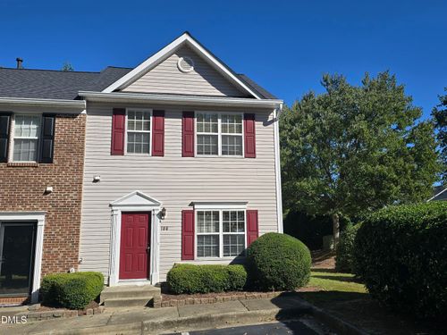 100 Ranger Pl, Apex, NC, 27502-6411 | Card Image