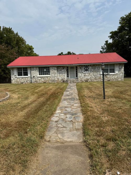 623 Holden Ave, Newport, AR, 72112-3421 | Card Image