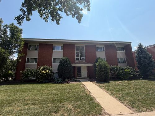 f-573 Pershing Avenue, Glen Ellyn, IL, 60137 | Card Image