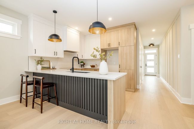 B - 8 Gardner St, House attached with 3 bedrooms, 3 bathrooms and 2 parking in Arnprior ON | Image 10