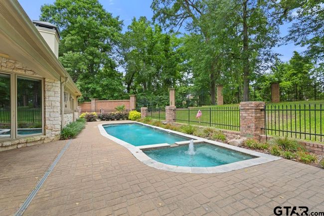 7034 Walden Dr, House other with 3 bedrooms, 2 bathrooms and null parking in Tyler TX | Image 34