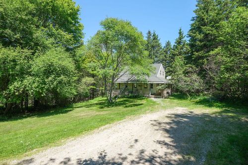 27 Spofford Dr, Deer Isle, ME, 04627-4076 | Card Image