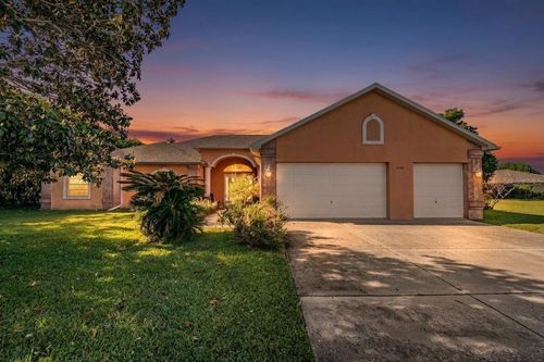 13566 Rudi Loop, SPRING HILL, FL, 34609-7964 | Card Image