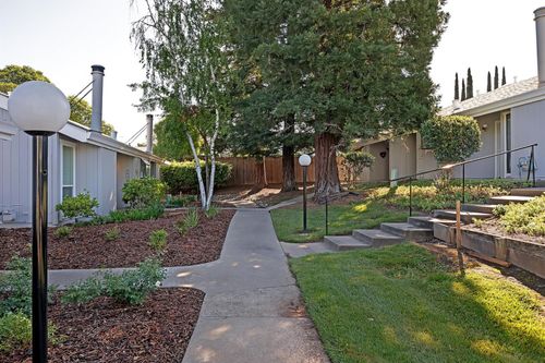 3661 Gold Creek Lane, Sacramento, CA, 95827 | Card Image