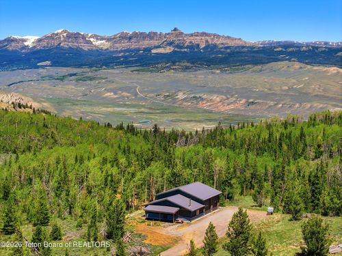 4 Fir Rd, Dubois, WY, 82513-9702 | Card Image