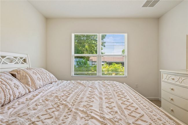 471 Midvale Ter, House other with 4 bedrooms, 2 bathrooms and null parking in SEBASTIAN FL | Image 12