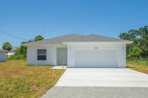 920 7th Pl, Vero Beach, FL, 32962-1549 | Card Image