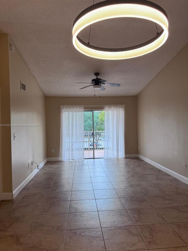 APT-316 - 2640 S University Dr, Condo with 3 bedrooms, 2 bathrooms and null parking in Davie FL | Image 14