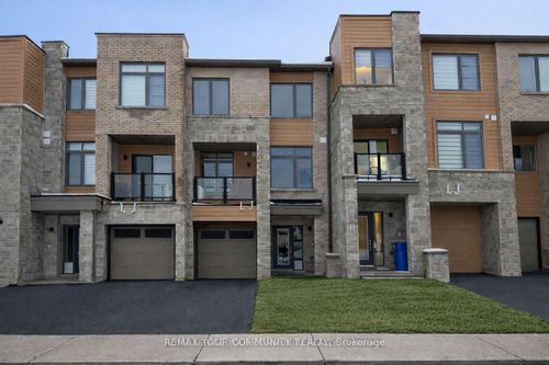 194 Vantage Loop, Newmarket, ON, L3X0L3 | Card Image
