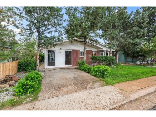 212 4th St, Fort Lupton, CO, 80621-2016 | Card Image