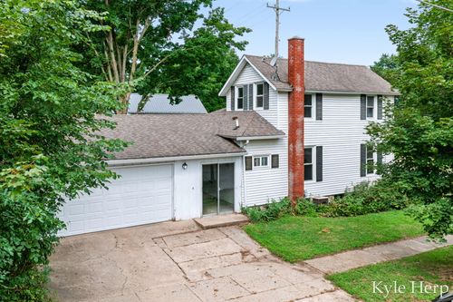 204 South St, Hastings, MI, 49058-2257 | Card Image