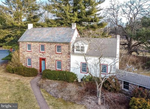 1 Beaver Run Rd, OTTSVILLE, PA, 18942-9712 | Card Image