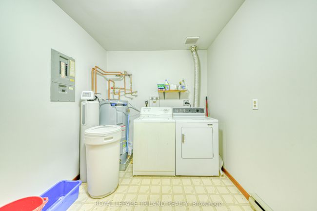 206 - 4 Albert St, Condo with 2 bedrooms, 2 bathrooms and 1 parking in Cambridge ON | Image 23
