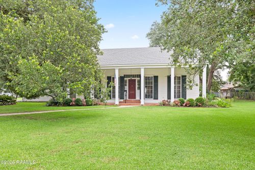 401 Parkview Dr, New Iberia, LA, 70563-3203 | Card Image