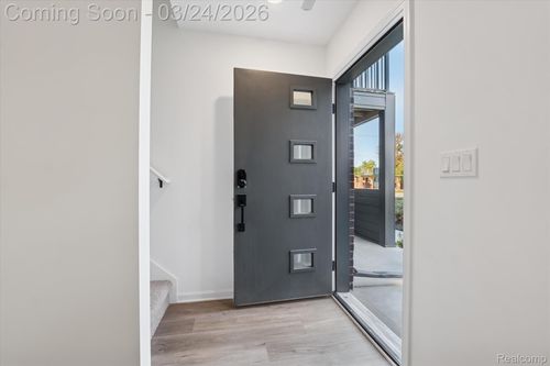 9-3622 Trumbull Ave, Detroit, MI, 48208-3058 | Card Image