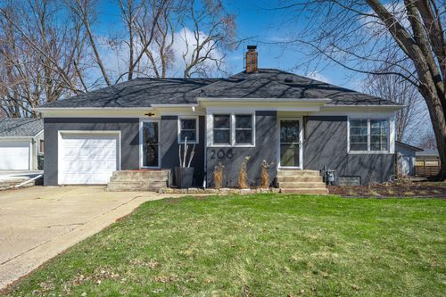 208 11th St S, Hudson, WI, 54016-2063 | Card Image