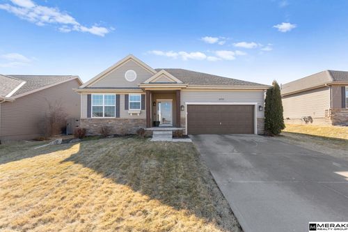 18911 Josephine Street, Omaha, NE, 68136 | Card Image