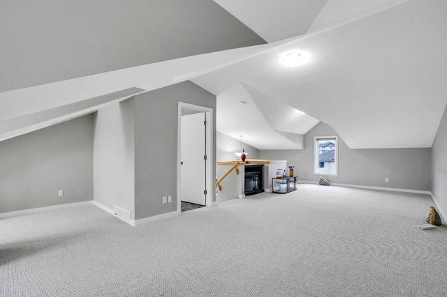 1240 Kings Heights Rd Se, House other with 4 bedrooms, 5 bathrooms and 4 parking in Airdrie AB | Image 17