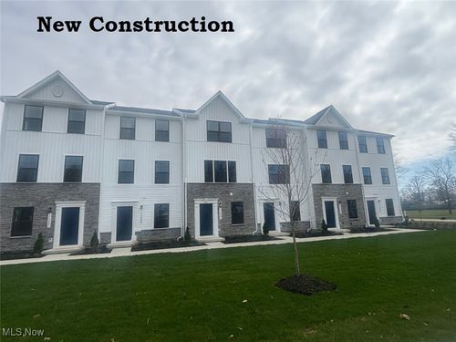3c-5598 Sea Glass Ln, Mentor, OH, 44060 | Card Image