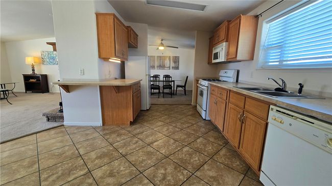 Kitchen | Image 8