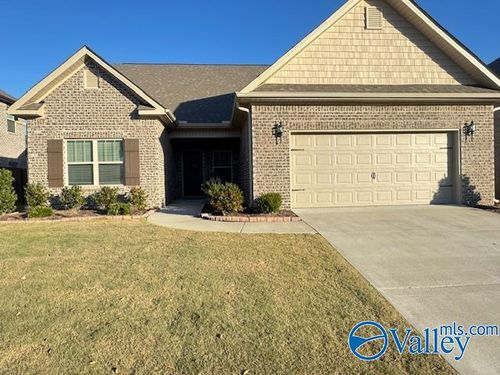 16205 Trestle St Se, Huntsville, AL, 35803-3062 | Card Image